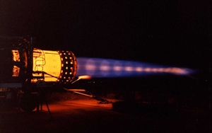 J58 on full afterburner, showing shock diamonds